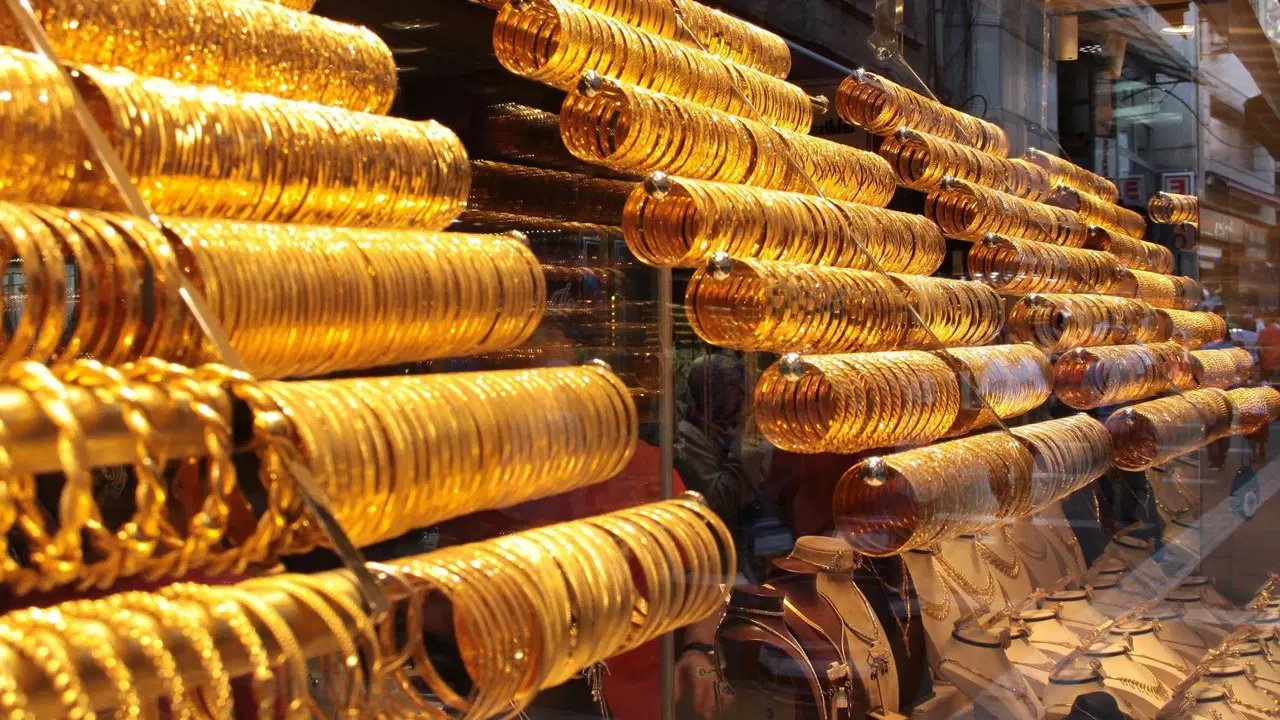 Kuyumcu vitrinlerinde gramaj küçüldü: Yatırımcının yeni tercihi o altın!